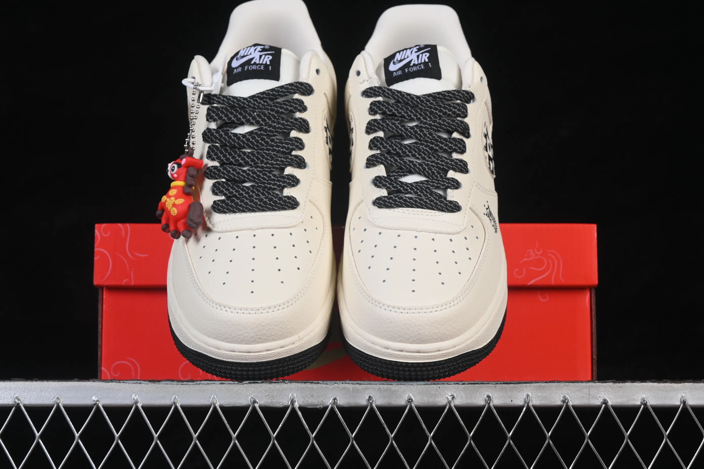 All categories Nk Air Force 1 Air Force series Nk Air Force 1 Low Air Force low-top Nike Air Force 1'07 Low Limited to the Year of the Horse, immediate success Air Force 1 low-top casual sneakers KJ1688-026